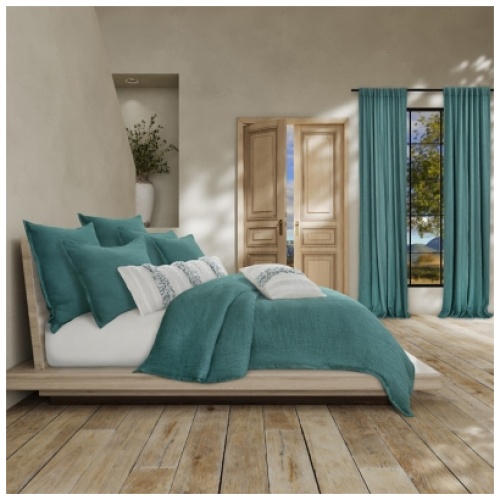 J. Queen Neutrals South Seas King/California King Duvet Cover, Teal