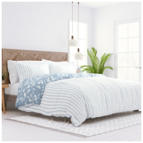 Home Collection Premium Ultra Soft Country Home Reversible King Duvet Cover Set, Light Blue