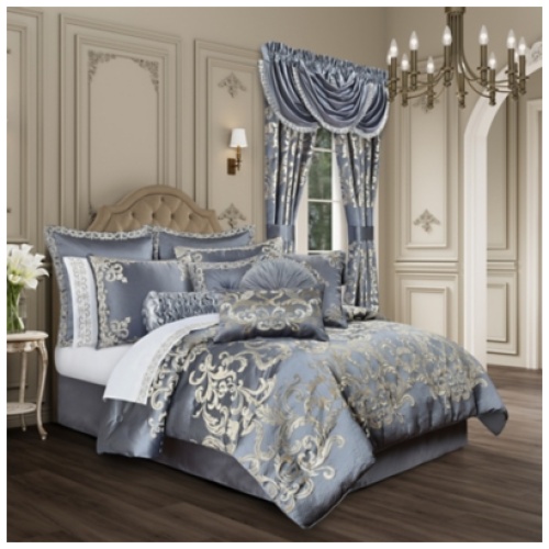 J. Queen New York Dicaprio Queen 4 Piece Comforter Set, Powder Blue