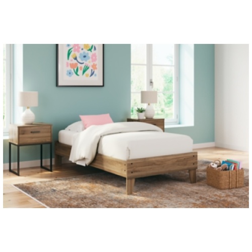 Deanlow Twin Platform Bed, Honey
