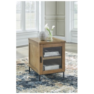 Torlanta Chairside End Table, Brown