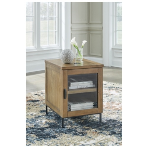 Torlanta Chairside End Table, Brown
