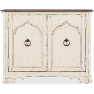 Americana 2-Door Nightstand