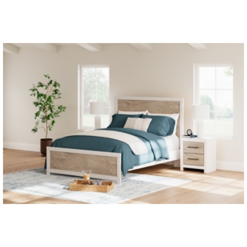 Charbitt Queen Panel Bed, Two-tone