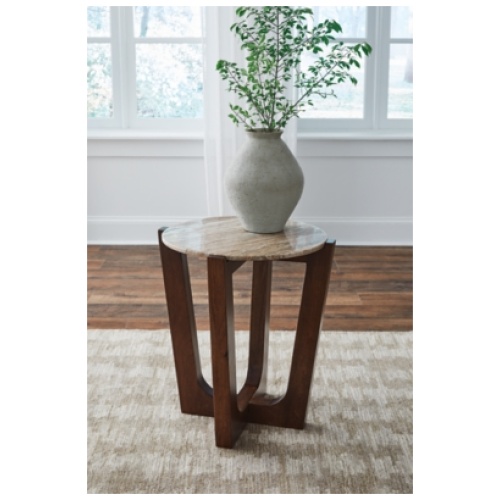 Tanidore End Table, Warm Brown