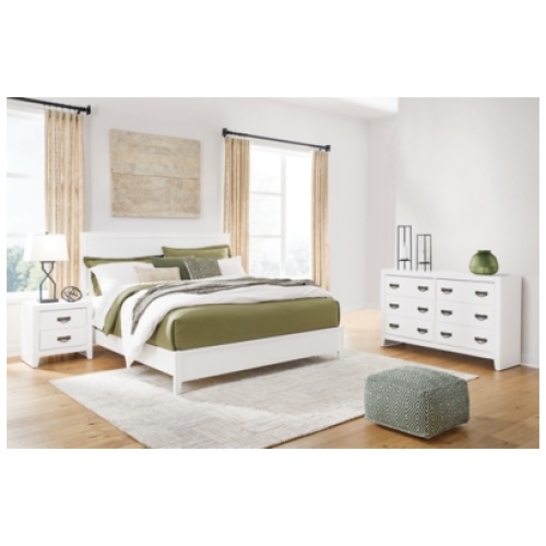 Binterglen Queen Panel Bed with Dresser and Nightstand, White