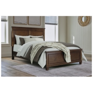 Danabrin Queen Panel Bed, Brown