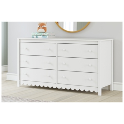 Hallityn 6 Drawer Dresser, White