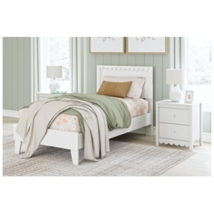 Hallityn Twin Panel Platform Bed, White