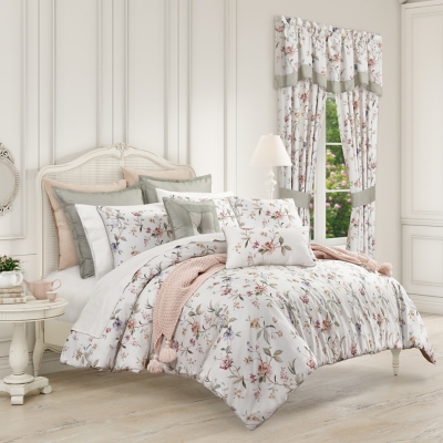 J. Queen Cottage Clarice 3 Piece King/California King Comforter Set, Ivory
