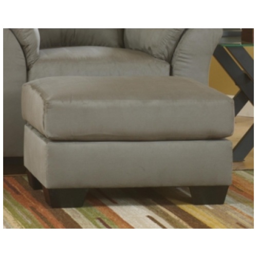 Darcy Ottoman, Cobblestone