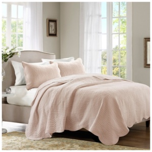 Tuscany King/California King 3 Piece Reversible Scalloped Edge Quilt Set, Blush