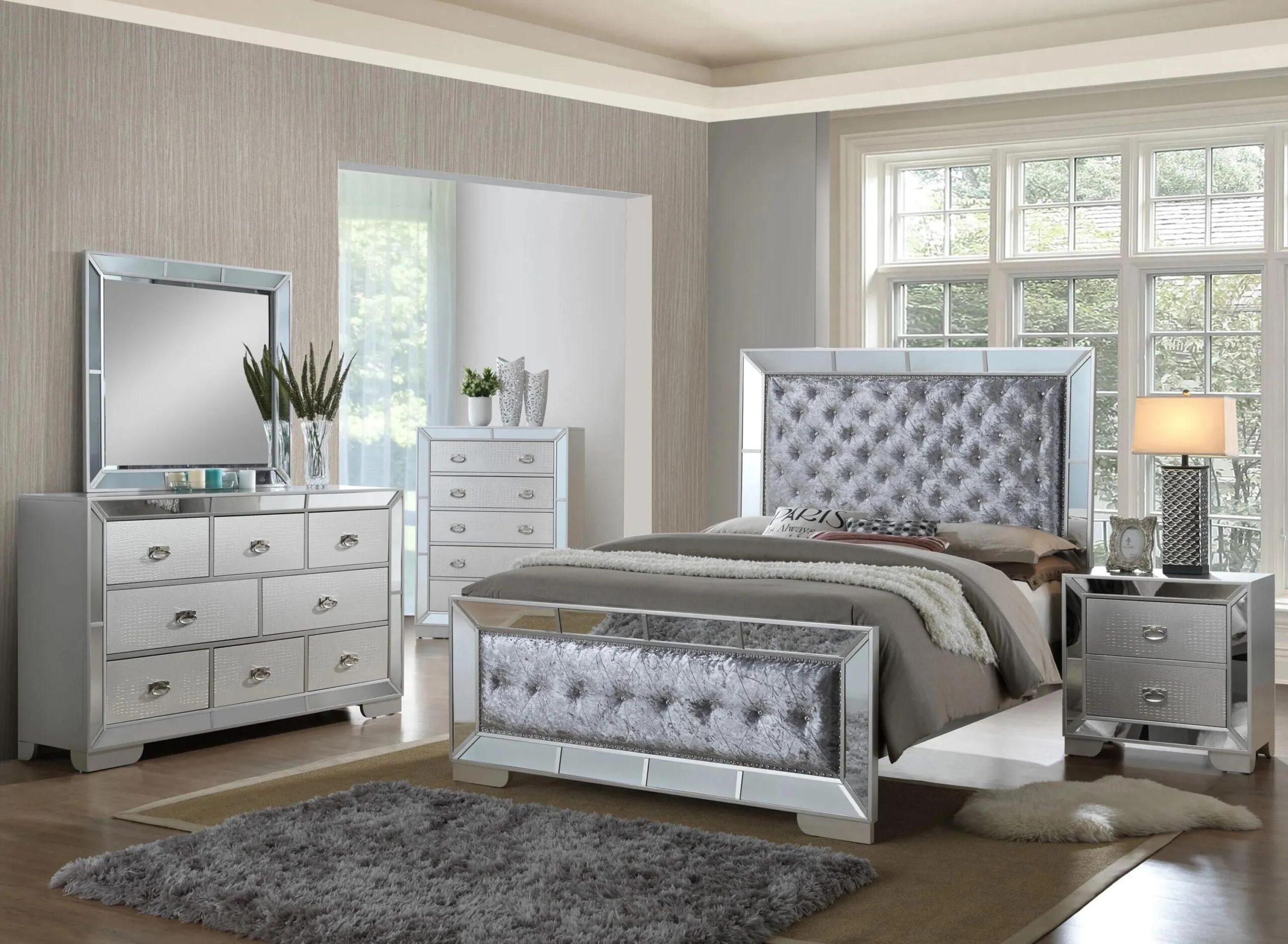 Hollywood Hills 4-pc. Upholstered Bedroom Set