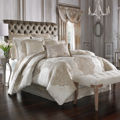 J. Queen New York La Scala Queen 4 Piece Comforter Set, Gold