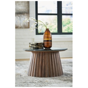 Ceilby Accent Coffee Table, Black/Brown