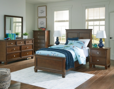 Danabrin Twin Panel Bed with Mirrored Dresser, Chest and 2 Nightstands, Brown