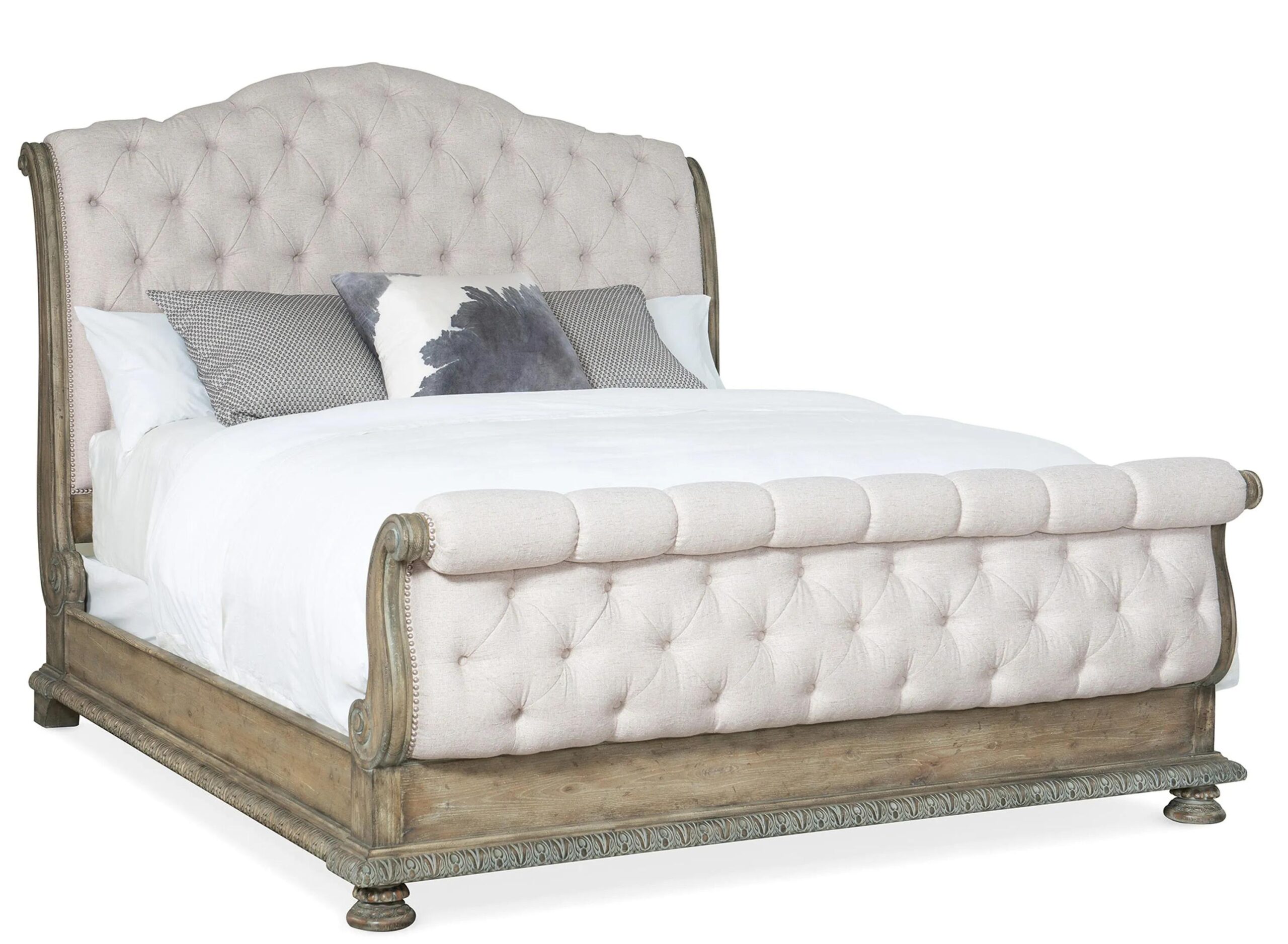Castella Tufted Bed