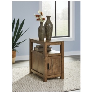 Fendenmore Chairside End Table, Brown