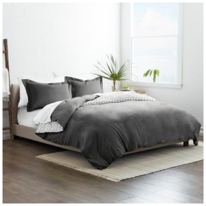 Home Collection Premium Ultra Soft Etched Gate Reversible King Duvet Cover Set, Charcoal/White