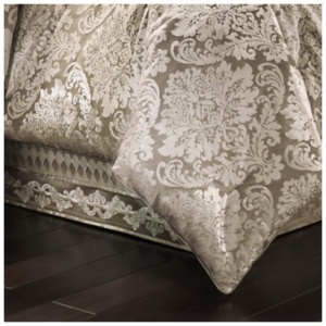 J. Queen New York Bel Air Sand Queen 4 Piece Comforter Set