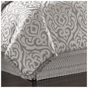 J. Queen New York Luxembourg Silver Queen 4 Piece Comforter Set