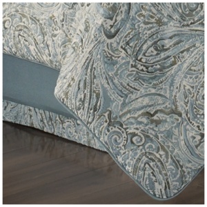 J. Queen New York Giovani California King 4 Piece Comforter Set, Spa