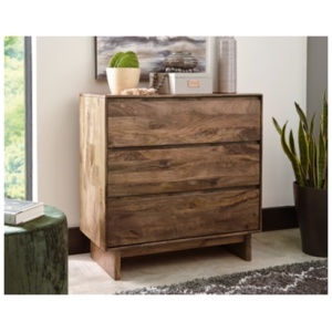Isanti 3 Drawer Chest of Drawers, Light Brown