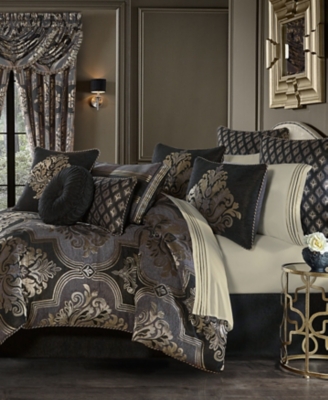 J. Queen New York Savoy 4 Piece King Comforter Set, Pewter