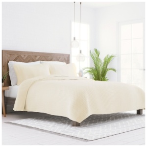 iEnjoy Home Herring Patterned King/California King Quilted Coverlet Set, Ivory